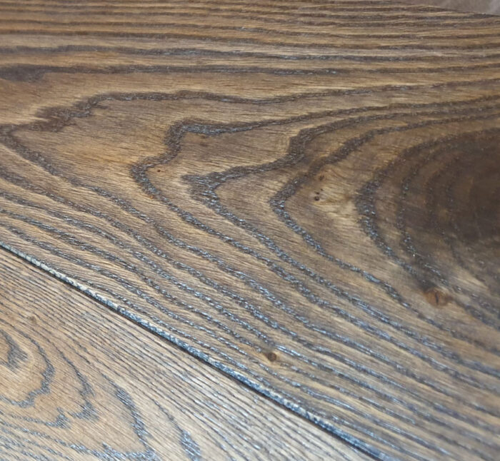 Bodendiele – Farbton Carbon - obrazek 3